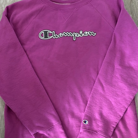 Champion sweatshirt - Picture 2 of 3